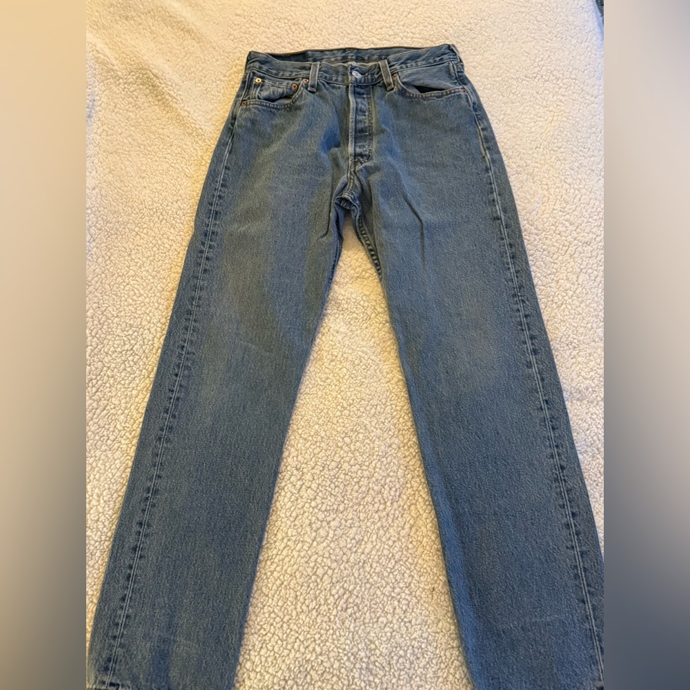 Women’s Levi’s Blue Jeans